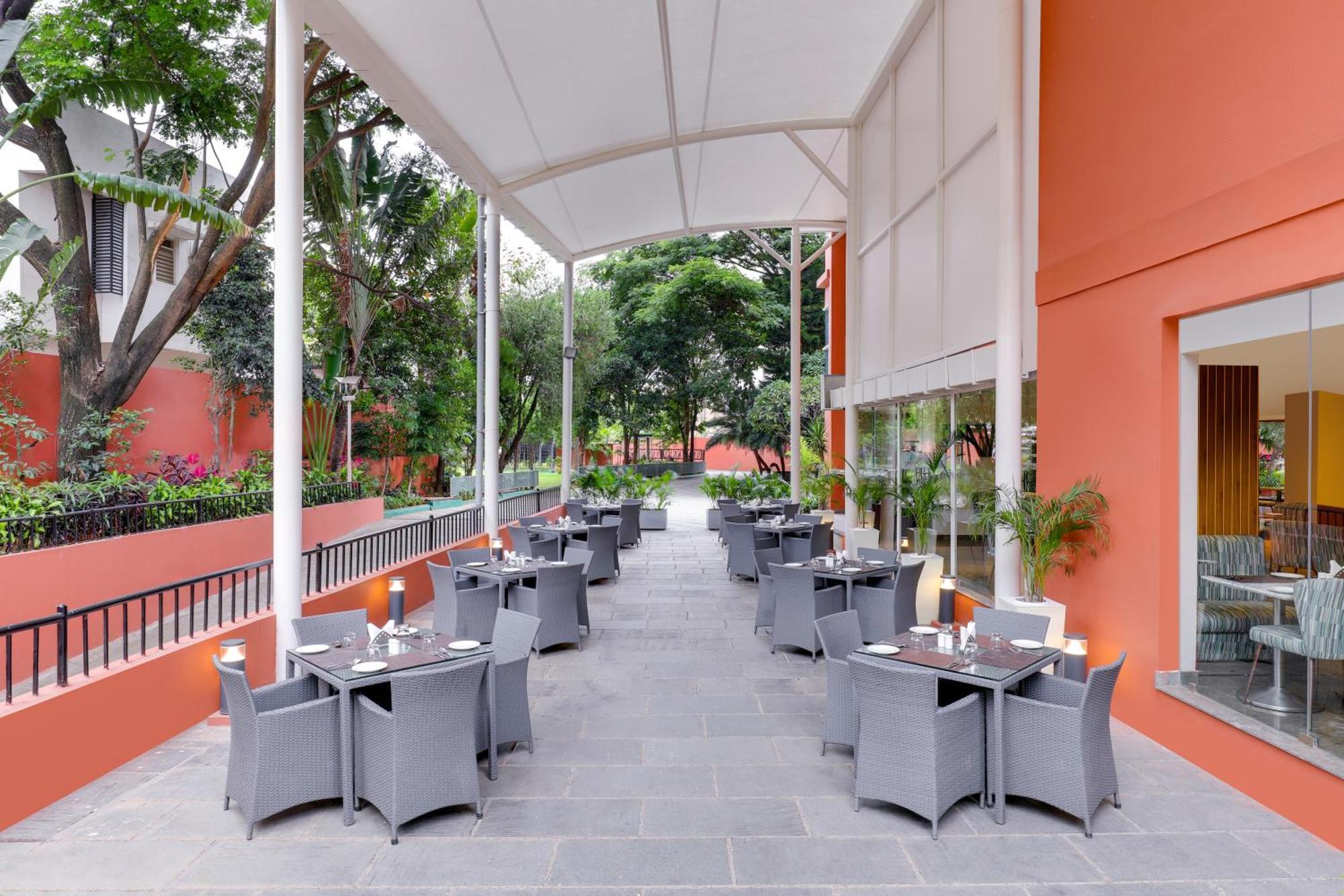 Lemon Tree Suites, Whitefield, Bengaluru Ngoại thất bức ảnh
